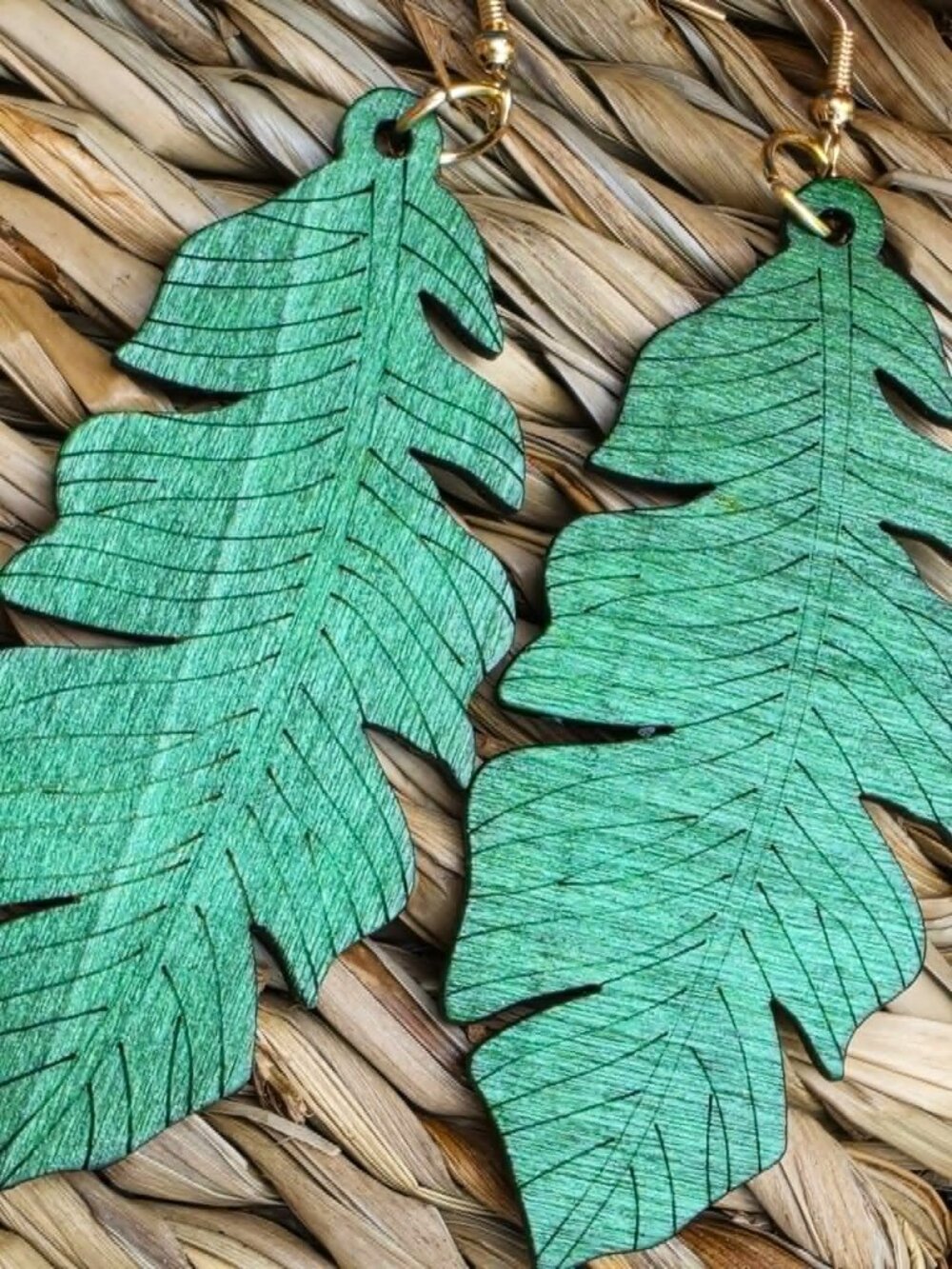 Boho Green Leaf Wood Earrings | Lightweight Statement Dangles | NWT - Picture 5 of 7